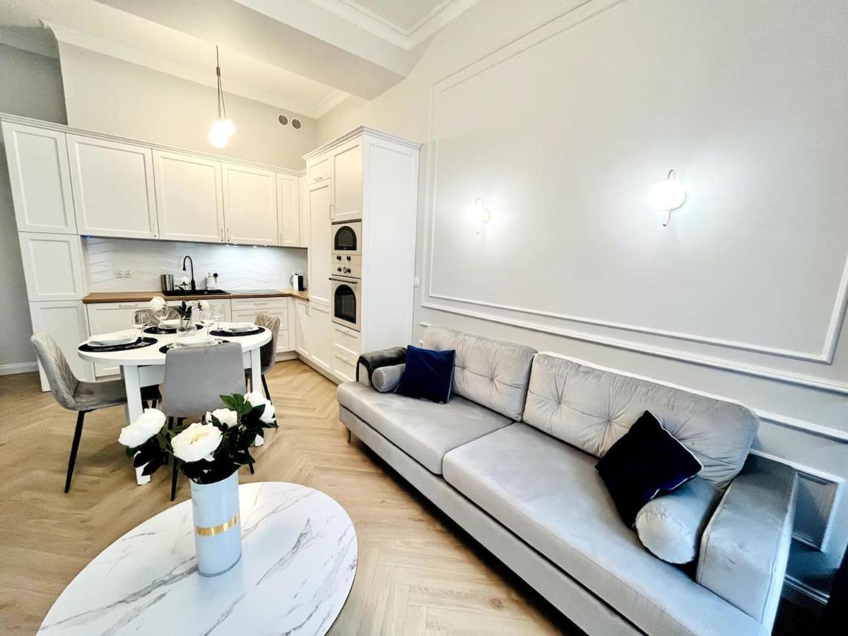 Ho!house Bulwar Staromiejski Apartment Wroclaw