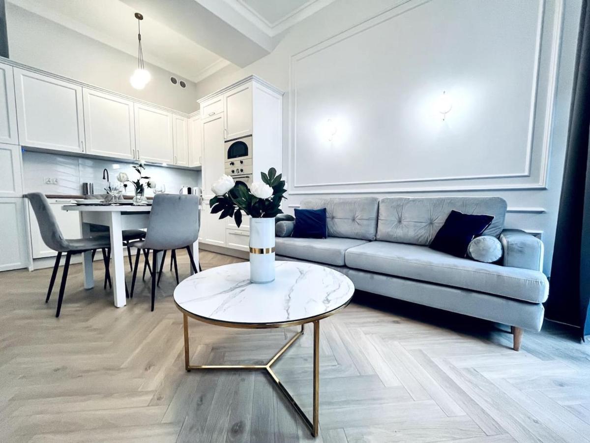 Ho!house Bulwar Staromiejski Apartment